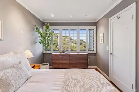 Bedroom - 67 Crescent Ave, Sausalito, CA 94965 photo 4 of 10