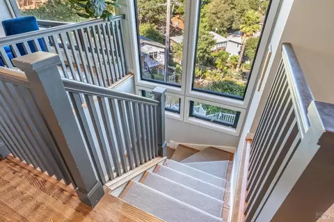 Entry Way - 67 Crescent Ave, Sausalito, CA 94965 photo 2 of 4