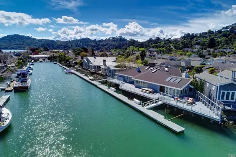16 Saint Lucia Pl, Tiburon, CA 94920