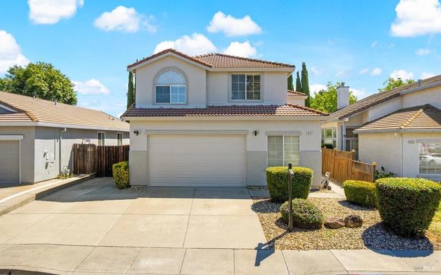 904 Turquoise St, Vacaville, CA 95687