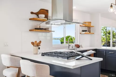 Kitchen - 61 Bahama Reef, Novato, CA 94949 photo 4 of 5