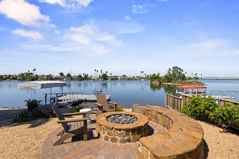 View/Area - 61 Bahama Reef, Novato, CA 94949 photo 2 of 7