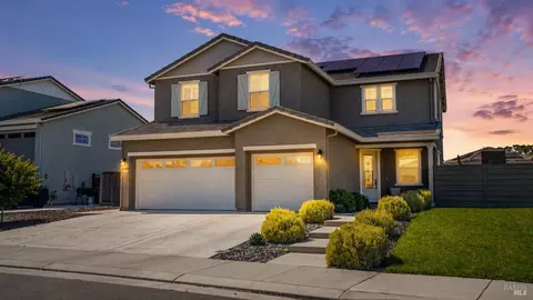 1430 Roosevelt Sq, Dixon, CA 95620