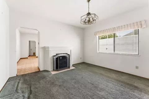 Living - 1624 Alhambra Ave, Martinez, CA 94553 photo 5 of 6