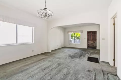 Living - 1624 Alhambra Ave, Martinez, CA 94553 photo 2 of 6