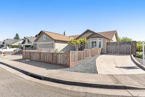 1602 Flanigan Way, Petaluma, CA 94954