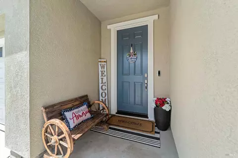 1545 Patton Ct, Dixon, CA 95620 photo 2