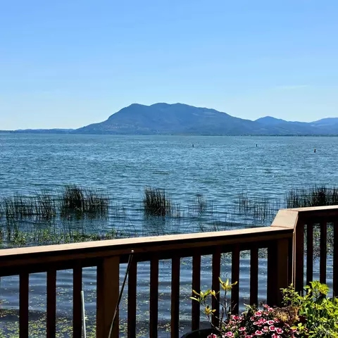 5830 Robin Hill Dr #4, Lakeport, CA 95453