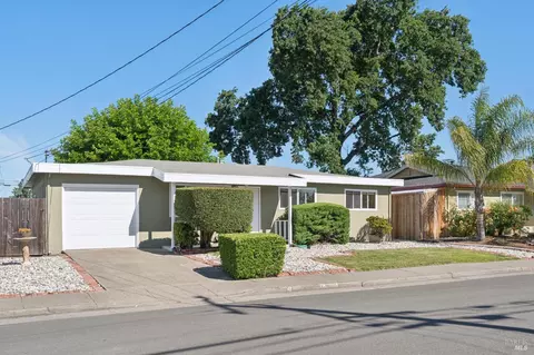 149 Jeffrey Dr, Petaluma, CA 94954