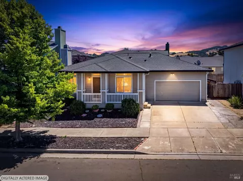 2358 Lapis Ln, Santa Rosa, CA 95404