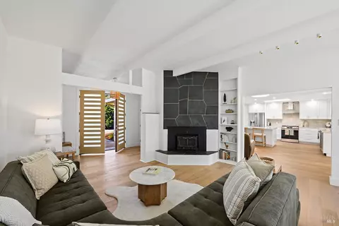 716 University St, Healdsburg, CA 95448