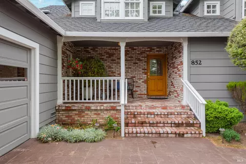 Exterior - 852 2nd St E, Sonoma, CA 95476 photo 6 of 31