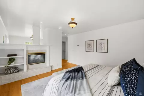 Bedroom - 852 2nd St E, Sonoma, CA 95476 photo 6 of 6