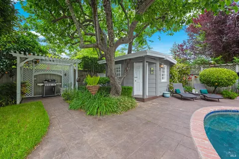 Exterior - 852 2nd St E, Sonoma, CA 95476 photo 21 of 31