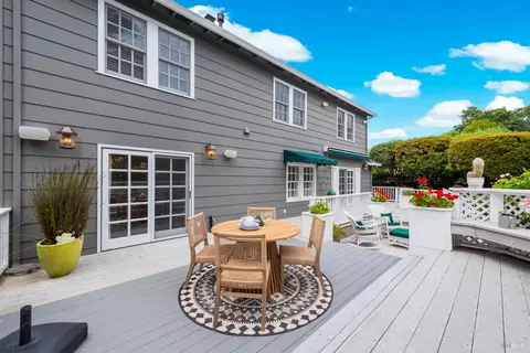 Exterior - 852 2nd St E, Sonoma, CA 95476 photo 12 of 31