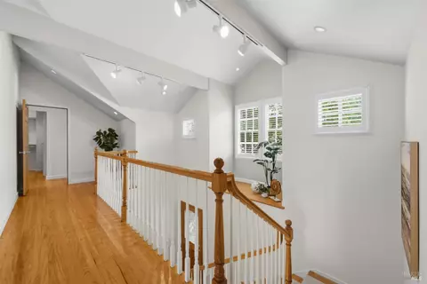 Entry Way - 852 2nd St E, Sonoma, CA 95476 photo 4 of 4