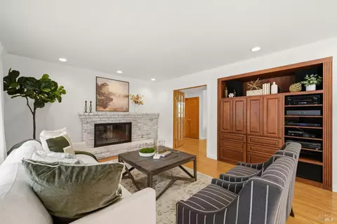 Living - 852 2nd St E, Sonoma, CA 95476 photo 4 of 6