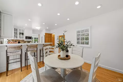 Dining - 852 2nd St E, Sonoma, CA 95476 photo 7 of 7