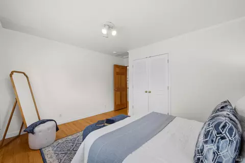 Bedroom - 852 2nd St E, Sonoma, CA 95476 photo 4 of 6