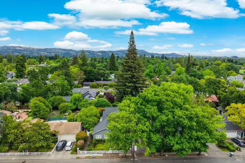 View/Area - 852 2nd St E, Sonoma, CA 95476 photo 2 of 6