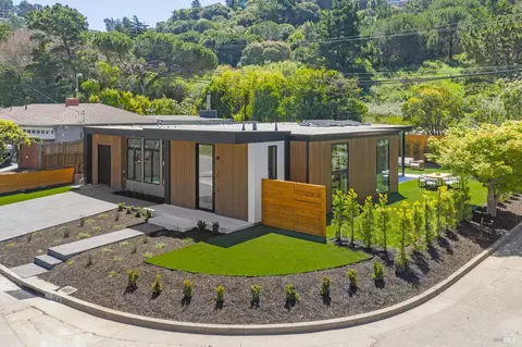 30 Juno Rd, Tiburon, CA 94920