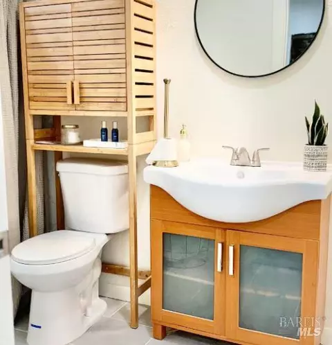 Bath - 945 Ohio St, Fairfield, CA 94533 photo 3 of 9