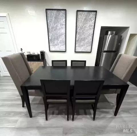Dining - 945 Ohio St, Fairfield, CA 94533 photo 1 of 4