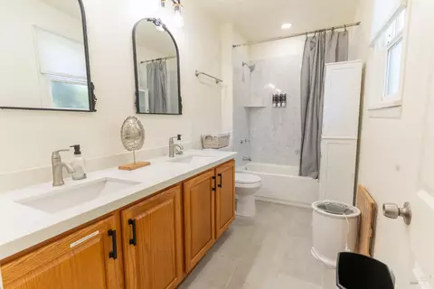 Bath - 945 Ohio St, Fairfield, CA 94533 photo 8 of 9