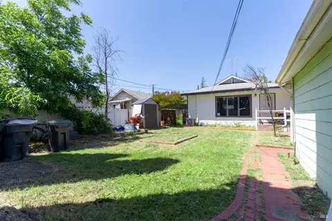 Exterior - 945 Ohio St, Fairfield, CA 94533 photo 5 of 6