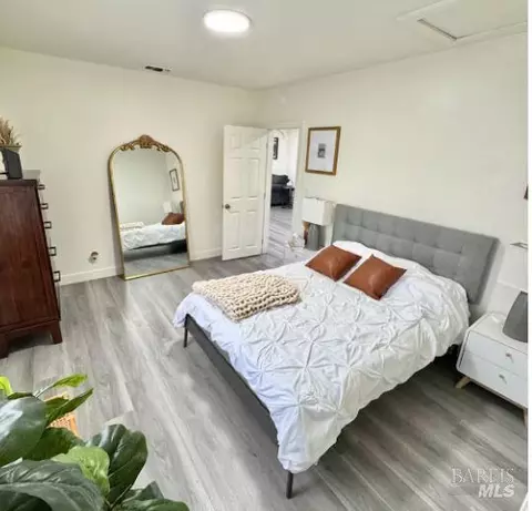 Bedroom - 945 Ohio St, Fairfield, CA 94533 photo 4 of 9