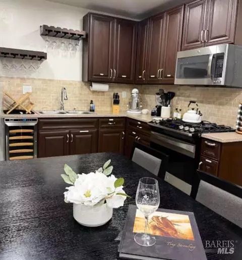 Kitchen - 945 Ohio St, Fairfield, CA 94533 photo 1 of 8