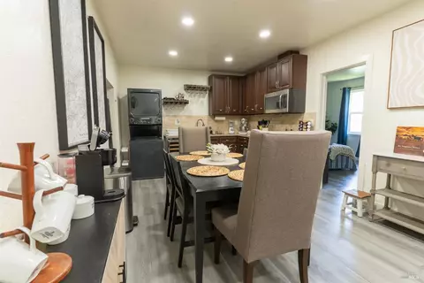 Dining - 945 Ohio St, Fairfield, CA 94533 photo 4 of 4