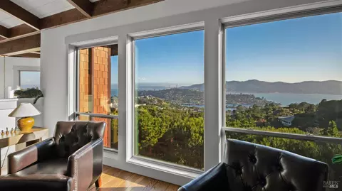 View/Area - 23 Venado Dr, Tiburon, CA 94920 photo 2 of 10