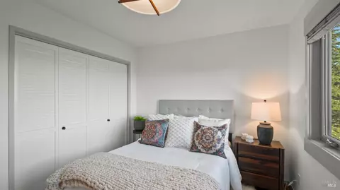 Bedroom - 23 Venado Dr, Tiburon, CA 94920 photo 5 of 8