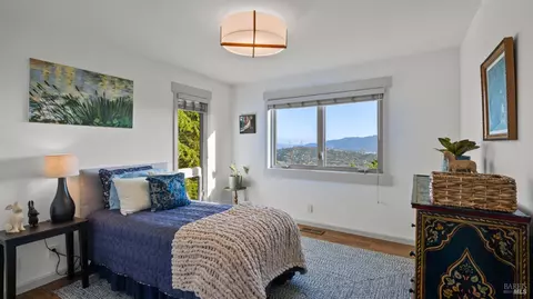 Bedroom - 23 Venado Dr, Tiburon, CA 94920 photo 6 of 8