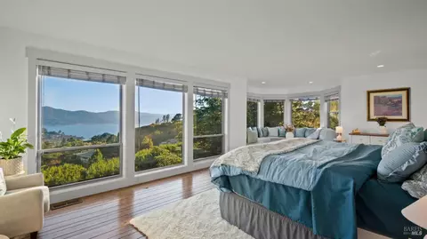 Bedroom - 23 Venado Dr, Tiburon, CA 94920 photo 1 of 8
