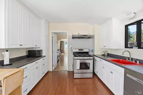 Kitchen - 382 W Mill St, Ukiah, CA 95482 photo 2 of 2
