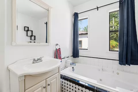 Bath - 382 W Mill St, Ukiah, CA 95482 photo 1 of 2