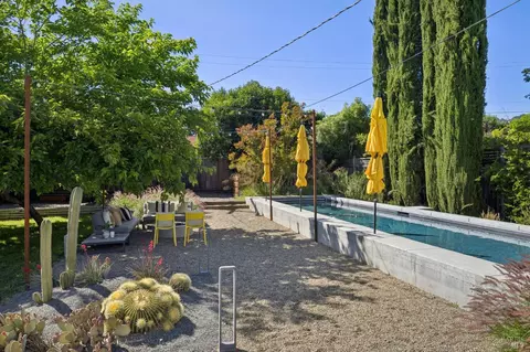 6 Katlas Ct, Novato, CA 94945