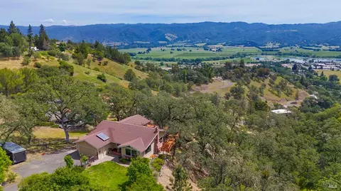 1321 Oak Knoll Dr, Ukiah, CA 95482