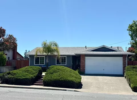 909 Tara Hills Dr, Pinole, CA 94564