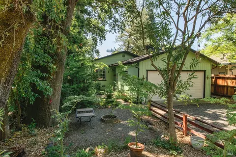 139 W Agua Caliente Rd, Sonoma, CA 95476