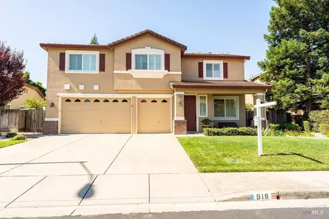 Exterior - 918 Shadow Tree Ct, Vacaville, CA 95687 photo 2 of 12
