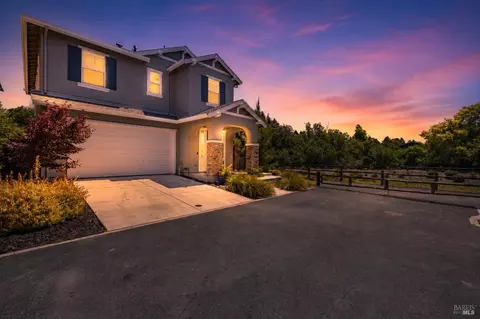 1273 Del Rancho Way, Petaluma, CA 94954