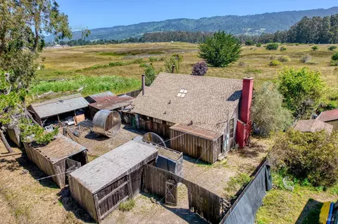 240 Overlook Dr, Bolinas, CA 94924