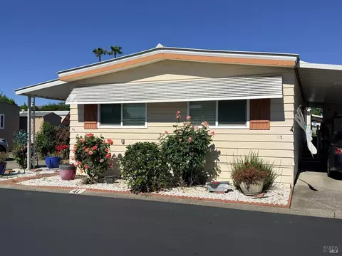300 E H St #41, Benicia, CA 94510