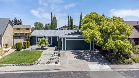605 Kinglet St, Suisun City, CA 94585