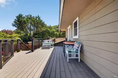 Exterior - 279 Valparaiso Ave, Cotati, CA 94931 photo 9 of 28
