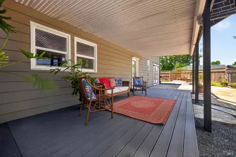 Exterior - 279 Valparaiso Ave, Cotati, CA 94931 photo 14 of 28