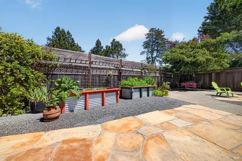 Exterior - 279 Valparaiso Ave, Cotati, CA 94931 photo 19 of 28
